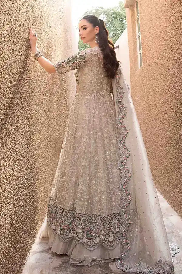 Champagne Beige Floral Embroidered Bridal Gown with Flared Skirt & Dupatta – Luxury Designer Wedding Dress 4.webp