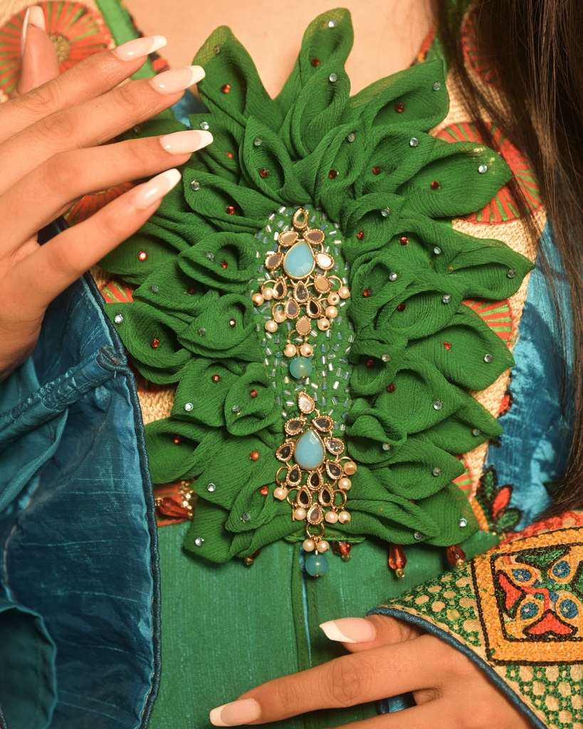 Noureen0316-2.webp