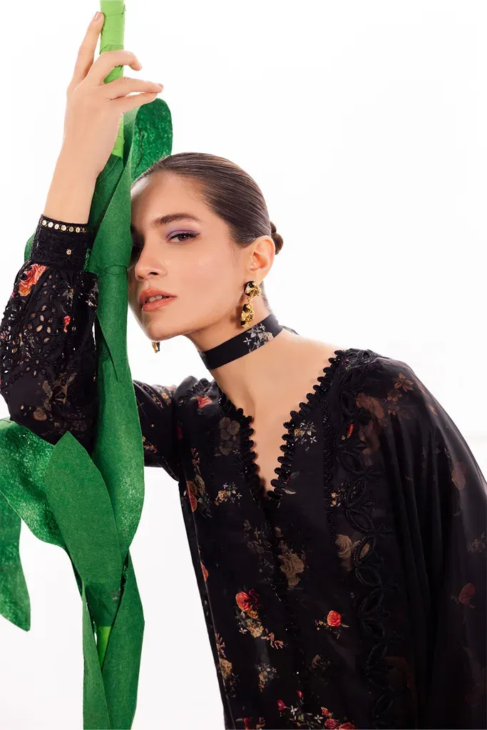 Black Rose Floral Printed Lawn Suit with Chiffon Dupatta (7).webp