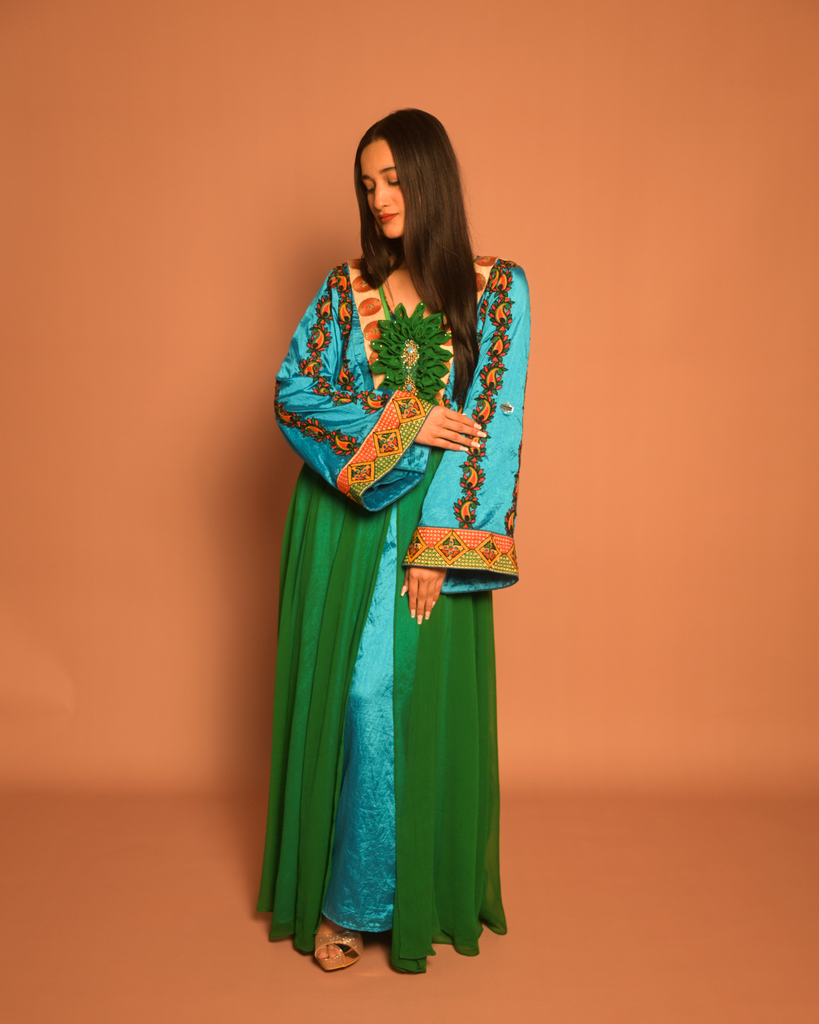 Pure Raw Silk Jalabiya – Handcrafted Elegance in Emerald & Turquoise (XS)