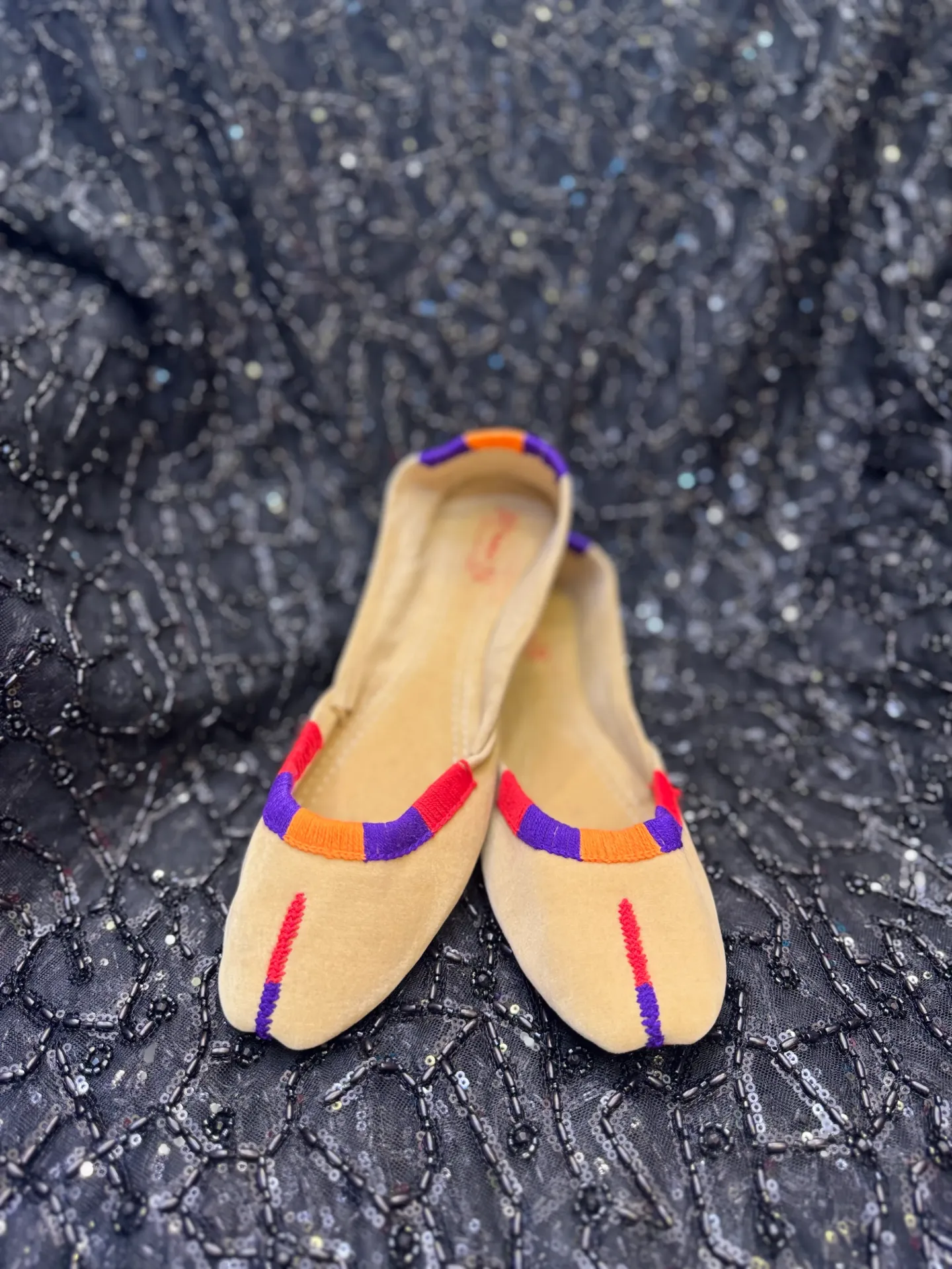 Velvet Embroidered Jutti Flats – Handcrafted Traditional Slip-Ons